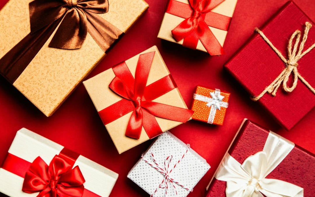 Community Manager’s Gift Guide: Tools and Gadgets That Changed My Game